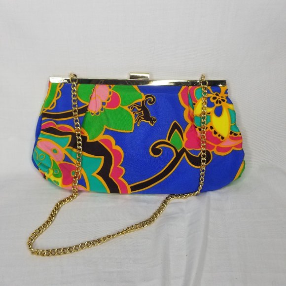 Lilly Pulitzer Handbags - Lilly Pulitzer Silk Clutch/ Purse with removable chain